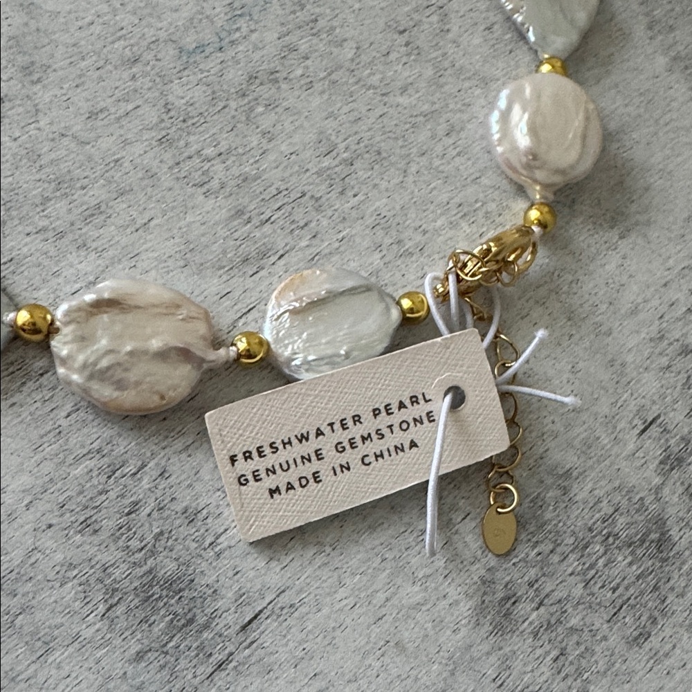 Iris & Lily Elegant Gold and White Freshwater Pearls Necklace 17" lg + 2 in extn - Picture 6 of 8